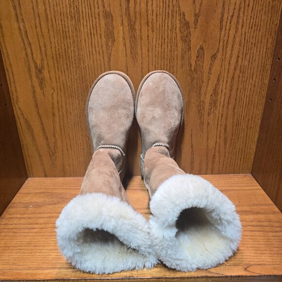 UGG Australia Classic Tall Women's Boots Chestnut Brown Shearling Size 7 - Picture 7 of 11